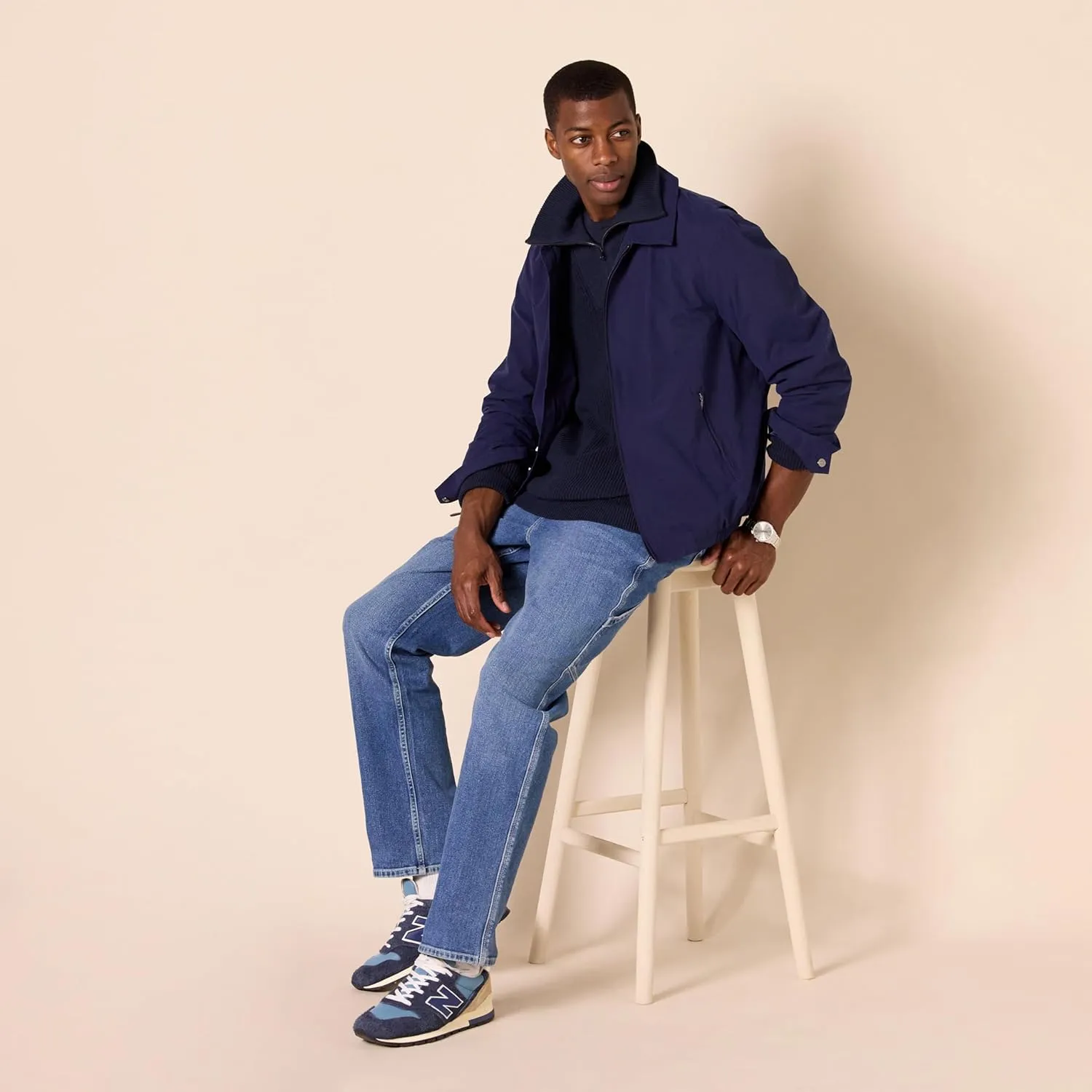 Amazon Essentials Men's Quarter-Zip Rib-Knit Relaxed-Fit Sweater