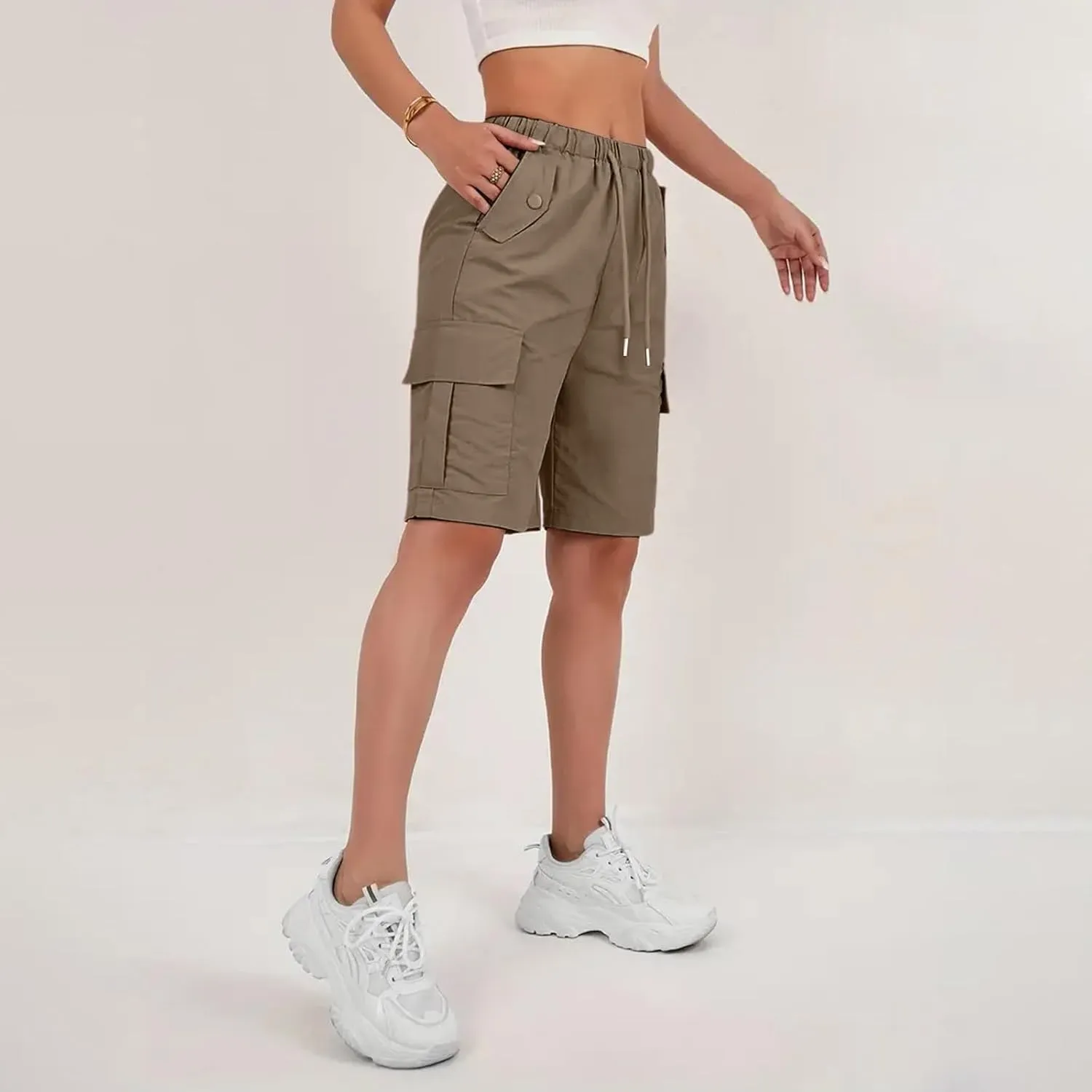 Cargo Shorts Women Waterproof Lightweight Plus Size Bermuda Shorts with Pockets Knee Length Ripstop Hiking Shorts