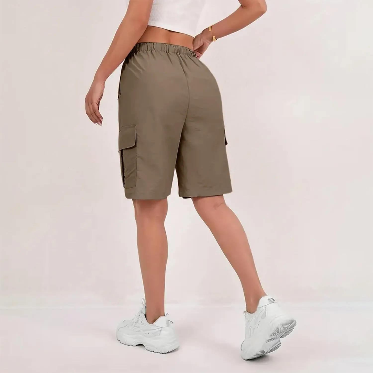 Cargo Shorts Women Waterproof Lightweight Plus Size Bermuda Shorts with Pockets Knee Length Ripstop Hiking Shorts